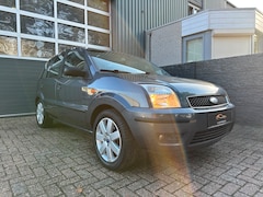 Ford Fusion - 1.6-16V Luxury
