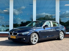 BMW 3-serie - 328i High Executive - Leder - Navi - 18 inch - PDC