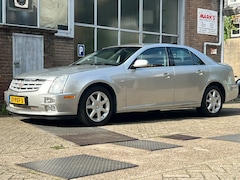 Cadillac STS - 3.6 V6 Sport Luxury Zeer netjes en nieuwe APK
