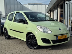 Renault Twingo - 1.2 Acces Airco Elek-Ramen Netjes
