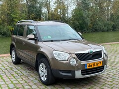 Skoda Yeti - 1.2 TSI Ambition AUTOMAAT 1e eigenaar dealer onderhouden airco elektrische ramen cruis con