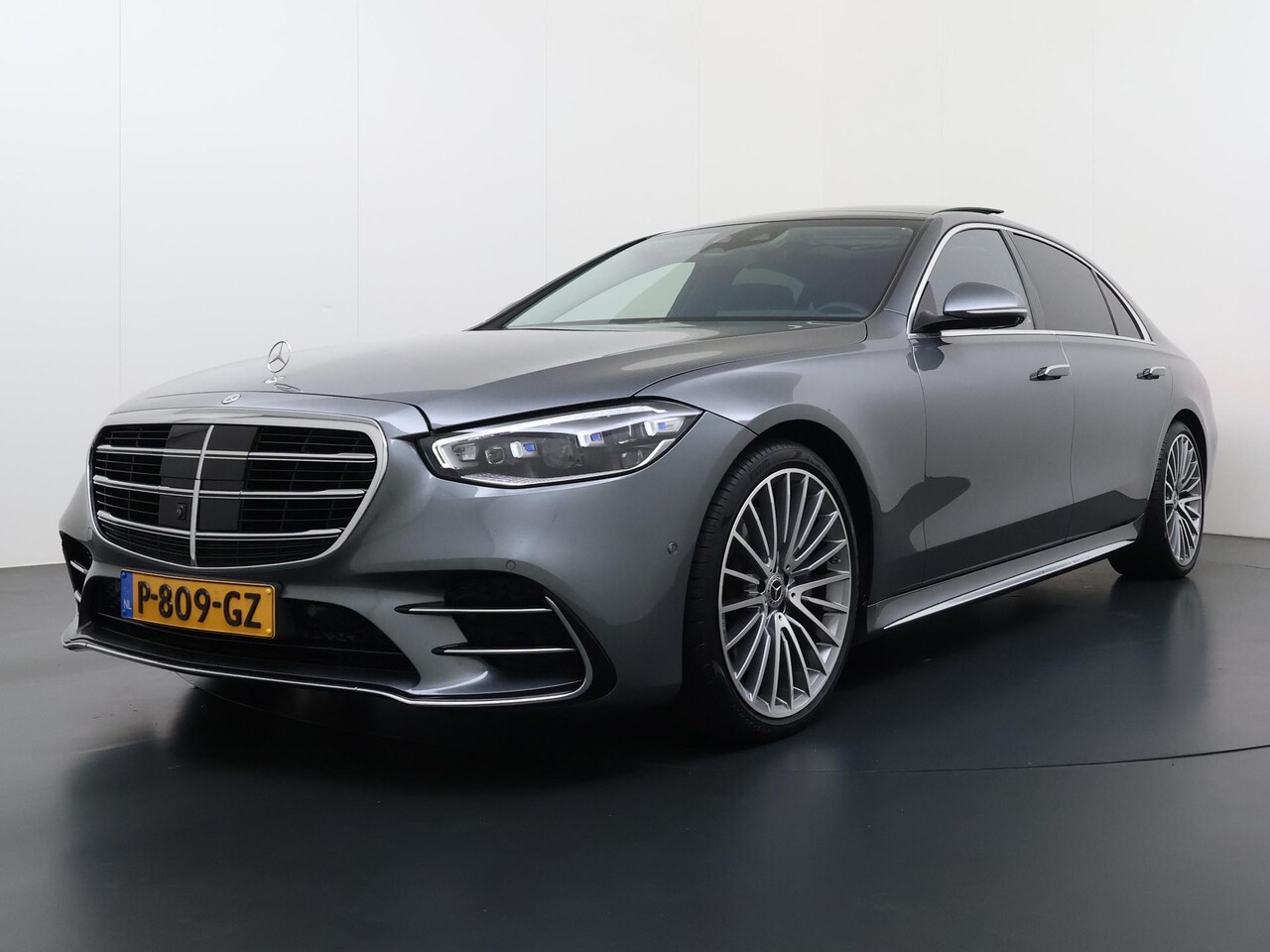 Mercedes-Benz S-klasse - 580 4MATIC Lang AMG Line | Burmester 4D | HUD | Pano | Stoelventilatie - AutoWereld.nl