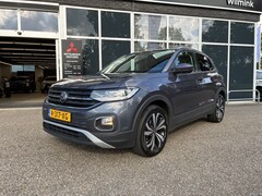 Volkswagen T-Cross - 1.5 TSI Style | Automaat | Trekhaak | All Season | Blindspot
