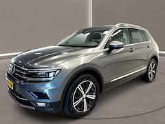 Volkswagen Tiguan - 2.0 TSI 4-Motion Highline 190 Pk Automaat Airco Navi Xenon Nap
