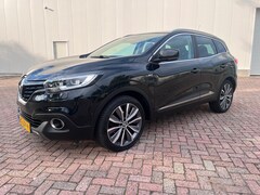 Renault Kadjar - 1.2 TCe Bose 1e eigenaar bomvol opties pano*navigatie*leder bekleding*camera*stoelverwarmi
