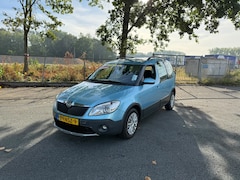Skoda Roomster - 1.2 TSI Ambition LEUKE AUTO RIJDT EN SCHAKELT GOED