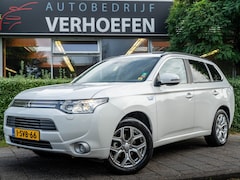 Mitsubishi Outlander - 2.0 PHEV Instyle+ PANORAMADAK - ACC - CAMERA - STOELVERWARMING - LEDEREN BEKLEDING - LDW