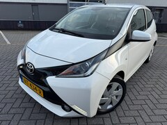 Toyota Aygo - 1.0 VVT-i x-play*CAMERA*NAVI*ELKT-RAAM*AIRCO*APK*NAP