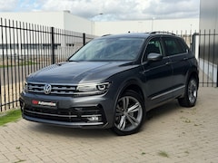 Volkswagen Tiguan - 2.0 TSI 4Motion R-Line Pano Memory ACC Camera Carplay