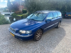 Volvo V70 - 2.4 Comfort Line ocean race uitvoering