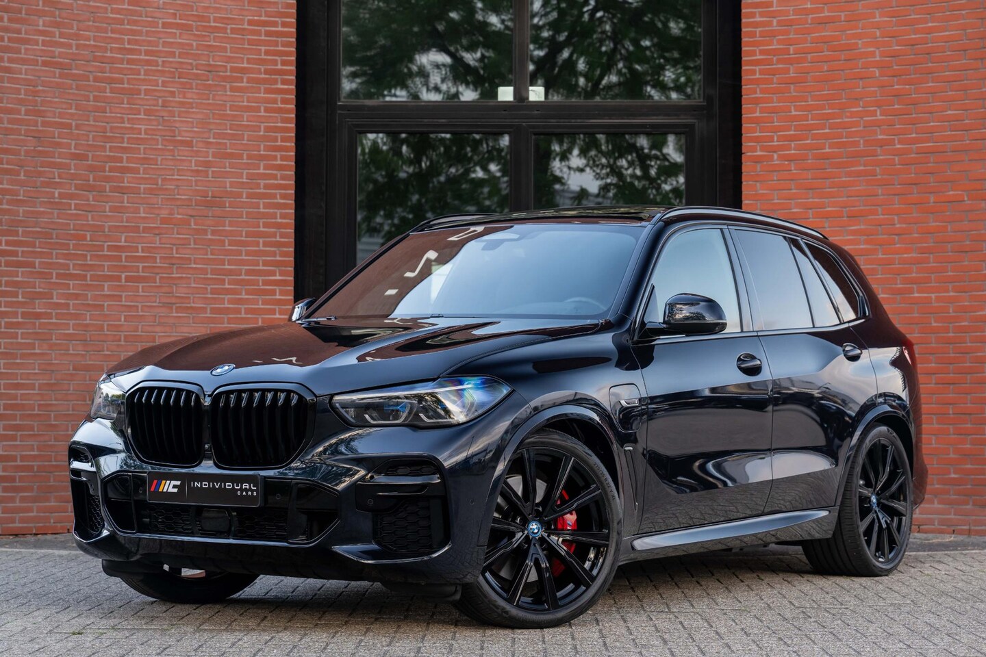 BMW X5 - xDrive45e M-Sport 4-Wielsturing B&W CoPilot Sky - AutoWereld.nl