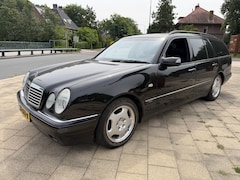 Mercedes-Benz E-klasse Combi - 320 Avantgarde 7-Persoons