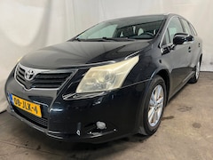 Toyota Avensis Wagon - 2.0 D-4D Dynamic - Schade