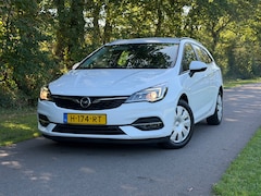 Opel Astra Sports Tourer - 1.2 Business Edition | Cruise control + Navi + NAP Nu € 6.950,