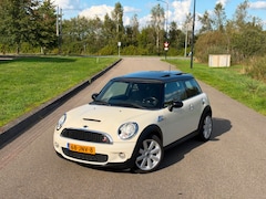 MINI 3-Deurs - 1.6 Cooper S Chili, NL AUTO, Leer, Pano