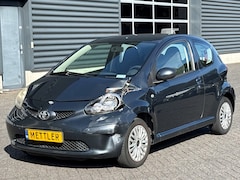 Toyota Aygo - 1.0-12V | Schadevoertuig