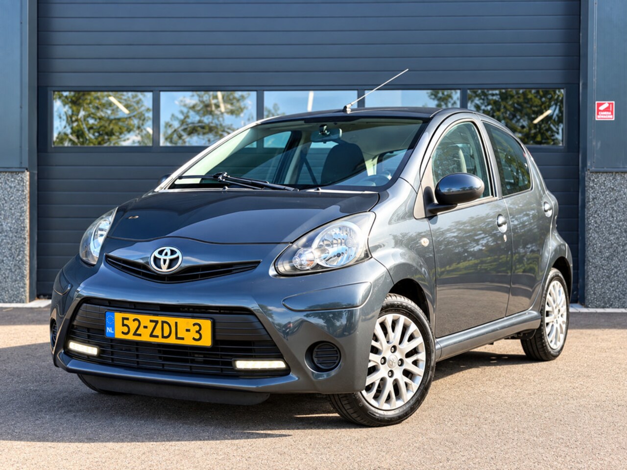 Toyota Aygo - 1.0 Aspiration •NAP • Airco• Weinig km• Facelift - AutoWereld.nl