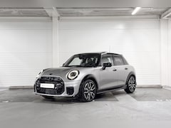 MINI 5-Deurs - Cooper S John Cooper Works pakket | Pakket XL | Panoramadak | Stuurwielverwarming | Harman
