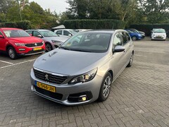 Peugeot 308 SW - 1.2 PureTech Blue Lease Allure , navigatie , pdc voor en achter met camera , stoelverwarmi