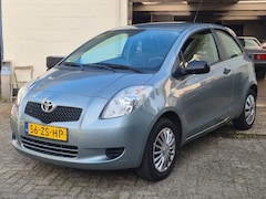 Toyota Yaris - 1.3 VVTi Terra *NIEUWE APK