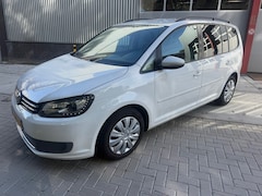 Volkswagen Touran - 1.2 TSI Trendline Bluemotion 7p. NAVI AIRCO