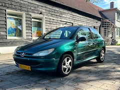 Peugeot 206 - 1.4 XR