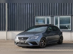 SEAT Leon - 2.0 TSI CUPRA 300 Kuipstoelen Brembo Pano Keyless DCC Maxxton ACC PDC