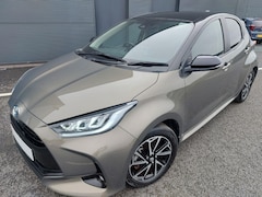Toyota Yaris - 1.5 Hybrid Dynamic Bi-Tone | Apple Carplay & AndroidAUTO | Lichtmetalen velgen | Privacy G