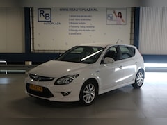 Hyundai i30 - 1.6i i-Motion / AIRCO / WHITE PACK / APK 2027