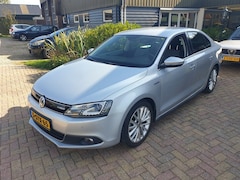 Volkswagen Jetta - 1.4 TSI Hybrid Highline