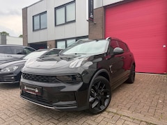 Lynk & Co 01 - 1.5, Zwarte hemel, Vlack edition