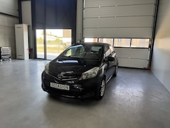 Toyota Yaris - 1.33 VVT-i Aspiration | navi | airco | 1e eig | 6 bak | 100 pk