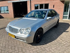 Mercedes-Benz C-klasse - 180 K. Elegance // 183.000 km