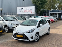Toyota Yaris - 1.5 Hybrid Aspiration Aut/Airco/Navi/Camra/Cruise/Nap/Nieuw Apk/Dealer Onderhoud/2 sleutel