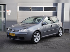 Volkswagen Golf - 1.6 FSI Trendline| Distributie vv in 2025