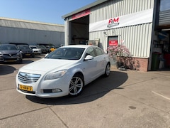 Opel Insignia - 1.8 Edition Airco, cruise, pdc, navi