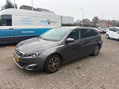 Peugeot 308 SW - 1.2 PureTech Blue Lease Premium | BUDGETINRUILER |