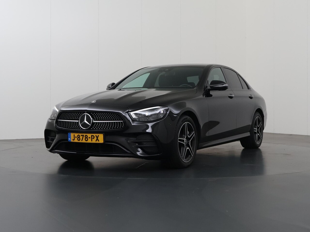 Mercedes-Benz E-klasse - 300 e AMG Line | Widescreen | Burmester | Night pakket | - AutoWereld.nl
