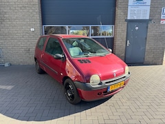 Renault Twingo - 1.2 Expression met nieuwe APK