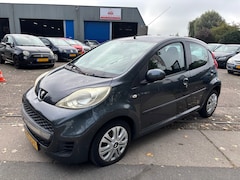 Peugeot 107 - 1.0-12V Urban Move