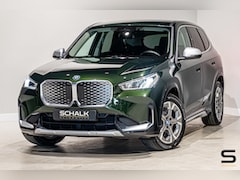 BMW iX1 - EDrive30 X-Line|Sanremo Green|M-onderstel|Parking As