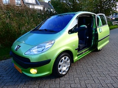 Peugeot 1007 - 1.4 Urban 114.000km. Clima Schuifdeuren Hoge instap