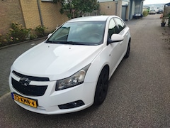 Chevrolet Cruze - 1.8 LT