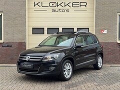 Volkswagen Tiguan - 1.4 TSI Sport&Style Pano|PDC|Leder|Trekhaak|Stoelverw.|Navi