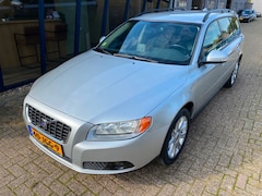 Volvo V70 - 2.0 Kinetic LEER / NAVI / YOUNGTIMER