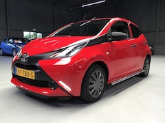 Toyota Aygo - 1.0 VVT-i x-fun I New Apk + Kln Brt I Airco I Bt I Sidebars I Elec ramen I Isofix I 5 Drs