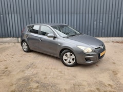 Hyundai i30 - 1.4i Active Cool
