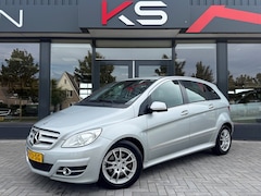 Mercedes-Benz B-klasse - 200 Automaat Navi Pdc Nieuwe apk en onderhoud