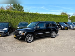 Jeep Patriot - APK NIEUW RIJD NIEUW AUTOMAAT LEER AIRCO CC 4X4 MOOIE AUTO