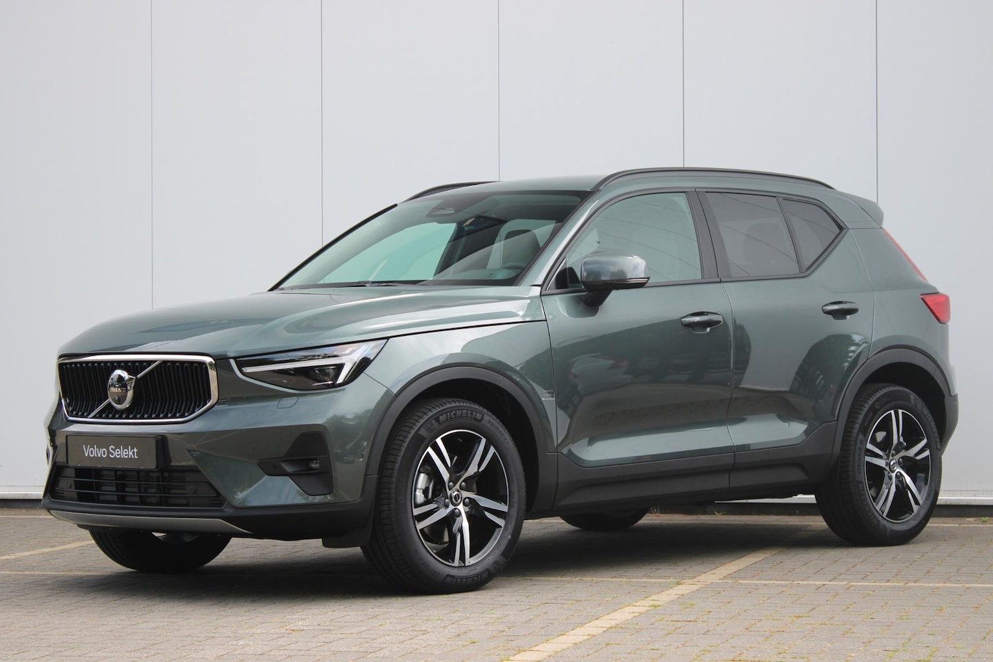 Volvo XC40 - B3 Core Business Edition | Demo deal | 360 Graden Camera | Adaptieve Cruise Control | Prem - AutoWereld.nl